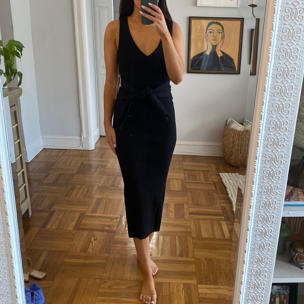 Good American Ribbed body con dress with tie front detail